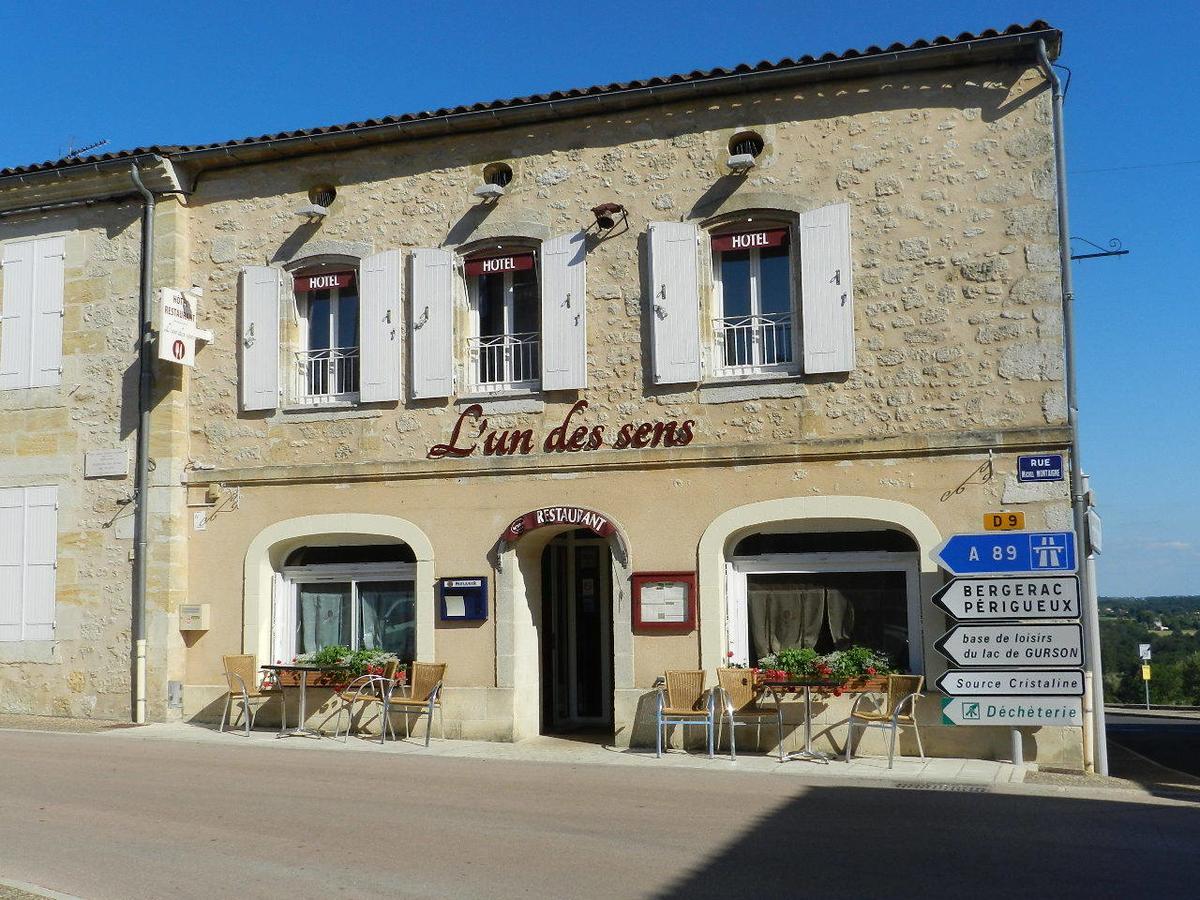 Hotel L'Un Des Sens Villefranche-de-Lonchat Zewnętrze zdjęcie